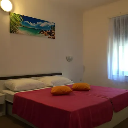 Pansion Ruza Novi Vinodolski