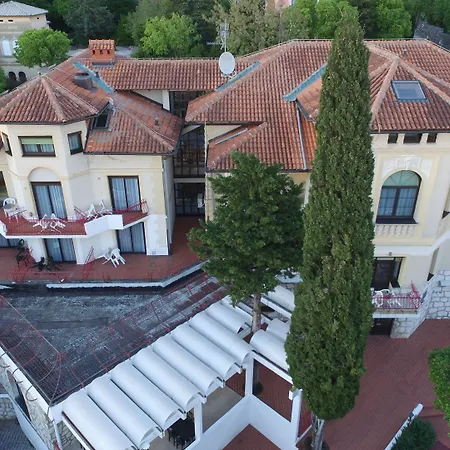 Pansion Ruza 3* Novi Vinodolski