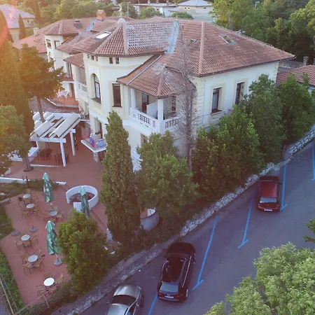Pansion Ruza Novi Vinodolski