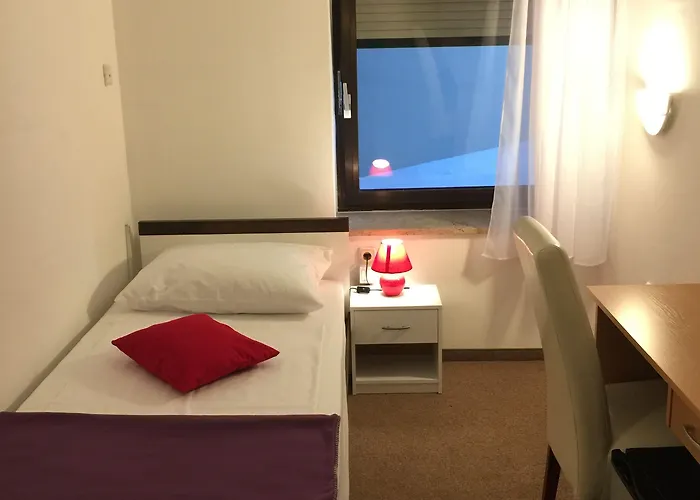 Pansion Ruza Hotel Novi Vinodolski