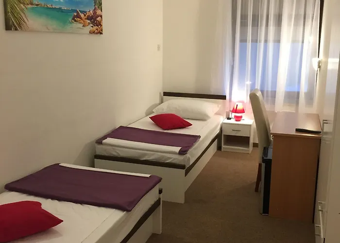 Hotel Pansion Ruza