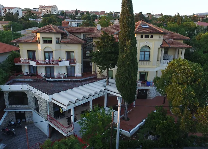Hotel Pansion Ruza 3*