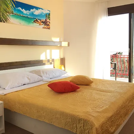 Pansion Ruza 노비비노돌스키