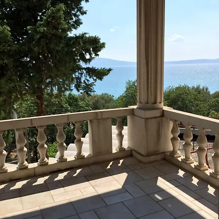 Pansion Ruza 호텔 3*