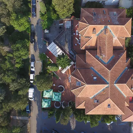 Pansion Ruza 호텔 3*